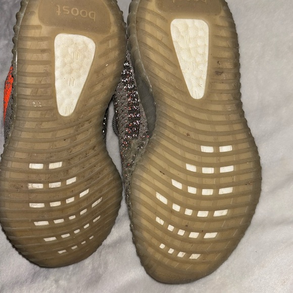 🔥ADIDAS YEEZYS🔥 - Picture 2 of 5